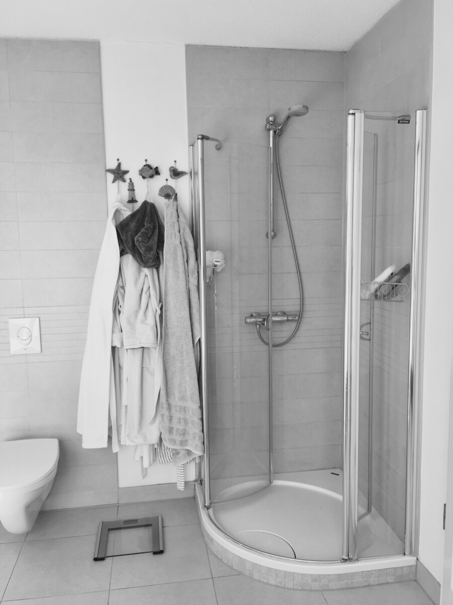 Bad-Umbau mit begehbarer Dusche – Karin Götz